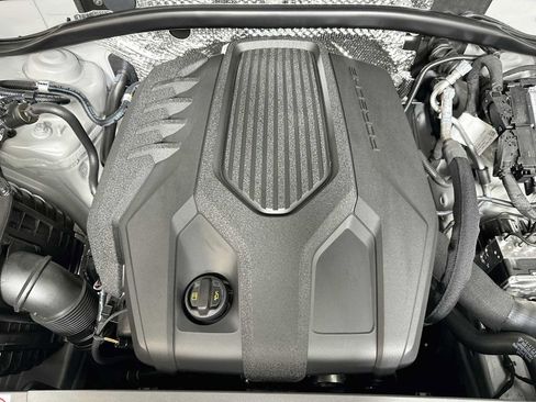 New 2026 Porsche Macan AWD/4WD image 31