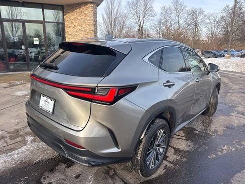 Used 2023 Lexus NX 350h 350h Premium image 3