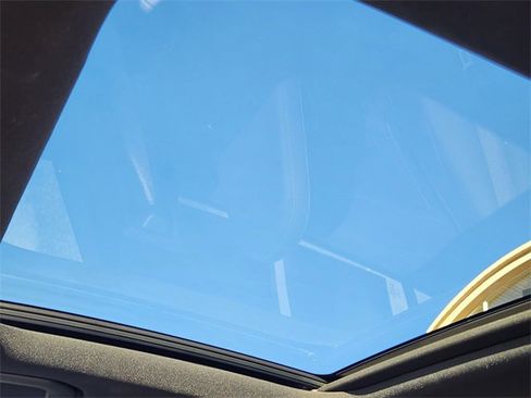 Certified 2022 Mercedes-Benz C 300 4MATIC Sedan image 28