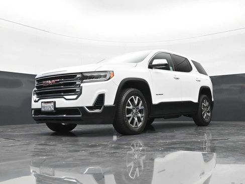 Used 2020 GMC Acadia SLE FWD image 26