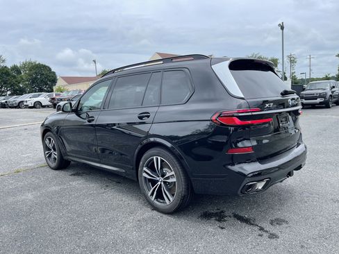 Used 2026 BMW X7 xDrive40i w/ M Sport Package image 3