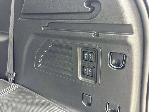 Certified 2026 GMC Acadia Denali w/ LPO, Floor Liner Package image 16