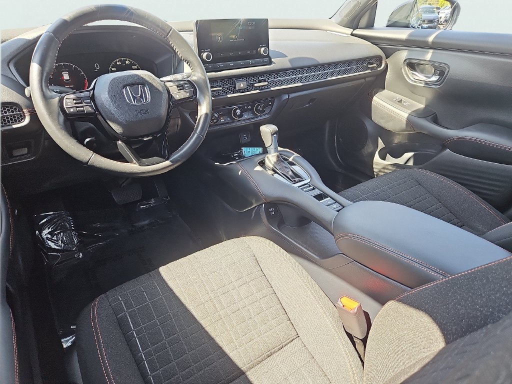 Certified 2025 Honda HR-V Sport image 11