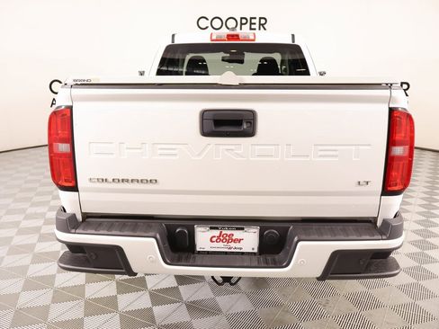 Used 2022 Chevrolet Colorado LT w/ Fleet Safety Package image 20