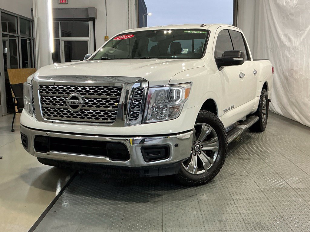 Used 2019 Nissan Titan SV w/ SV Convenience Package RWD image 2