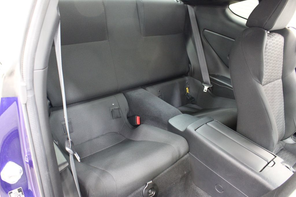 Used 2023 Toyota GR86 RWD image 18