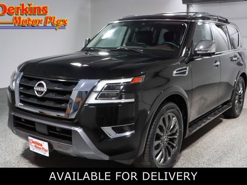 Used 2023 Nissan Armada Platinum w/ Cargo Package AWD/4WD image 1