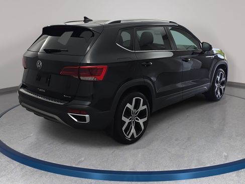 Used 2022 Volkswagen Taos SEL AWD/4WD image 5