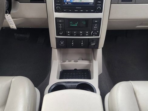 Used 2006 Dodge Durango Limited w/ Trailer Tow Group RWD image 22