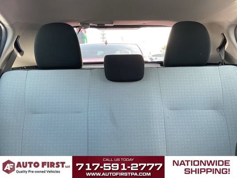 Used 2018 Toyota Prius C One FWD image 22
