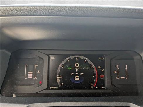 Used 2025 Toyota 4Runner SR5 AWD/4WD image 11
