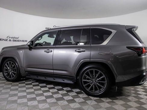 Used 2025 Lexus LX 600 F Sport image 8