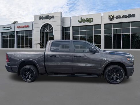 Used 2026 RAM 1500 Big Horn AWD/4WD image 4