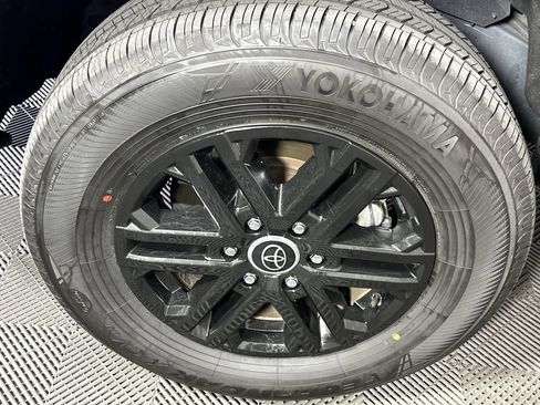Used 2024 Toyota Tundra SR5 RWD image 9