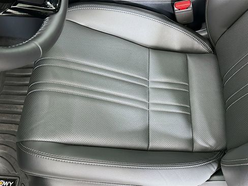 Used 2025 Honda HR-V EX-L image 19