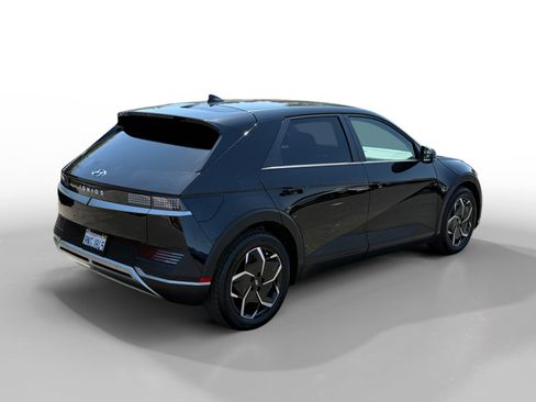 Certified 2024 Hyundai Ioniq 5 SEL RWD image 5