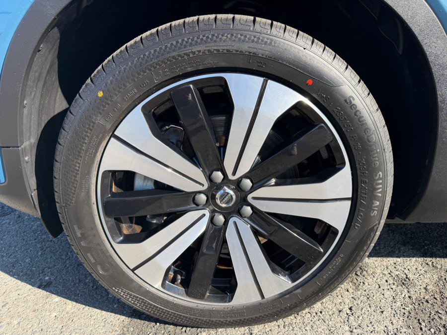 Used 2023 Volvo C40 P8 Recharge Plus AWD/4WD image 48