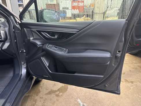 Certified 2025 Subaru Outback Limited image 44