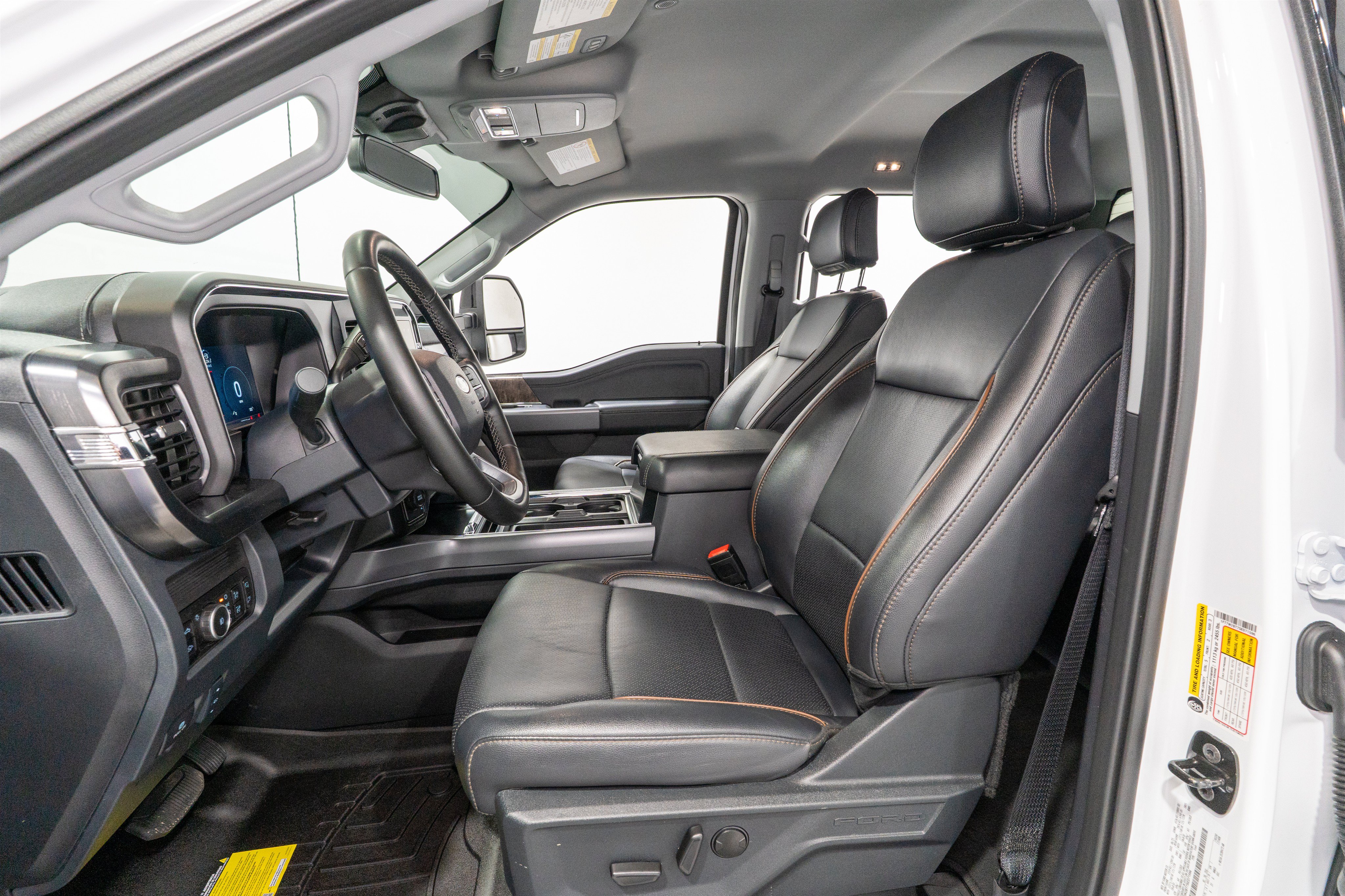 Used 2025 Ford F250 Lariat AWD/4WD image 19