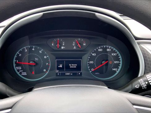 Used 2023 Chevrolet Malibu LT FWD image 25