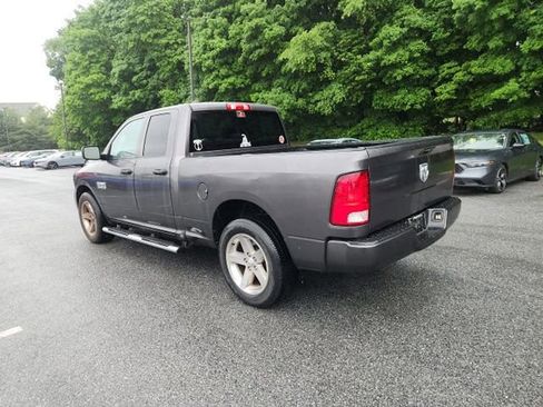 Used 2016 RAM 1500 Express RWD image 3