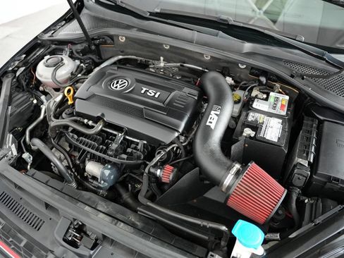 Used 2018 Volkswagen GTI SE w/ SE Leather Package FWD image 58