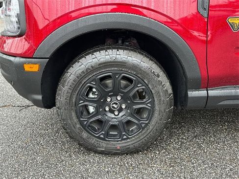 New 2025 Ford Bronco Sport Badlands image 11