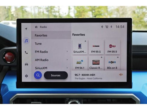 Used 2024 Toyota Tacoma TRD Sport w/ TRD Sport Upgrade Package image 22