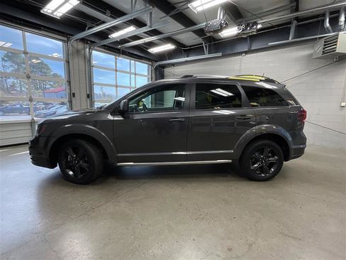 Used 2019 Dodge Journey Crossroad w/ Popular Equipment Group image 2