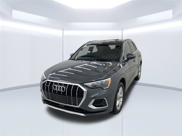 Used 2021 Audi Q3 2.0T Premium AWD/4WD image 2