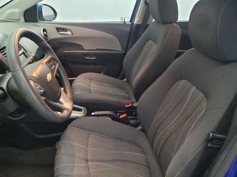 Used 2016 Chevrolet Sonic LT image 17