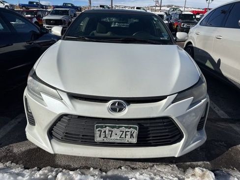 Used 2015 Scion tC image 2