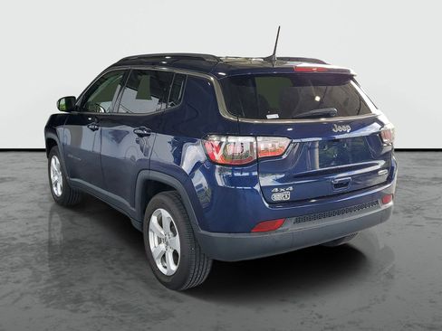Used 2021 Jeep Compass Latitude AWD/4WD image 3