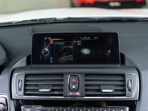 Used 2016 BMW M2 image 58