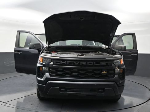 Used 2023 Chevrolet Silverado 1500 Custom RWD image 33