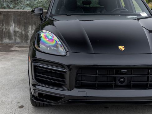 Certified 2023 Porsche Cayenne GTS AWD/4WD image 14