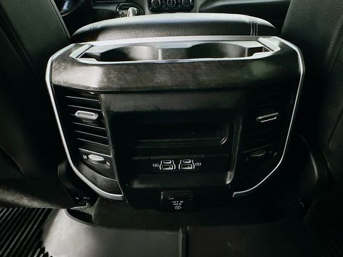 Used 2022 RAM 1500 Big Horn w/ Night Edition AWD/4WD image 21