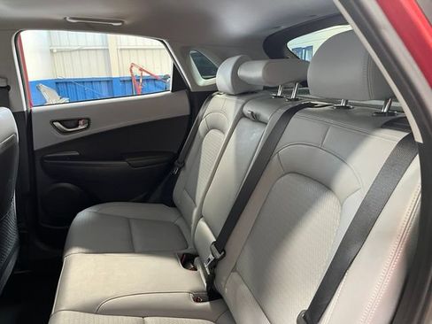 Used 2020 Hyundai Kona Limited FWD image 17