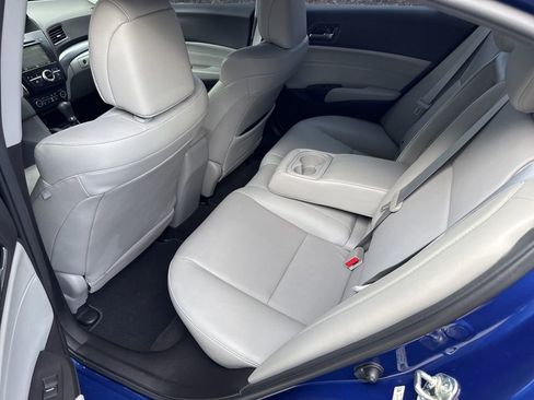Used 2016 Acura ILX FWD image 5