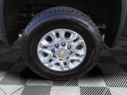Certified 2022 Chevrolet Silverado 2500 LTZ w/ LTZ Convenience Package AWD/4WD image 37