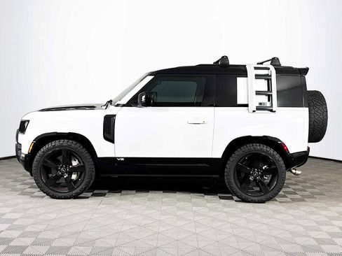 Used 2025 Land Rover Defender 90 V8 image 8