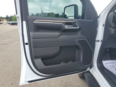 Used 2026 Chevrolet Silverado 2500 LT w/ Trail Boss Package AWD/4WD image 27