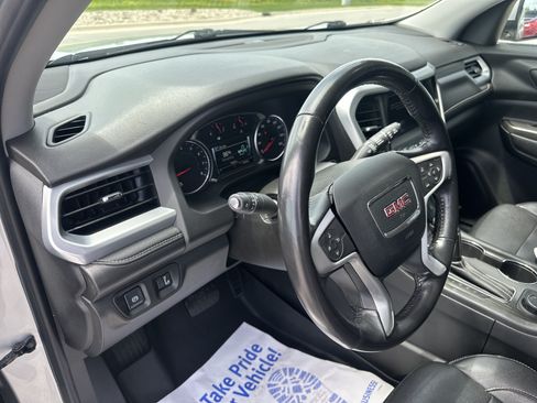 Used 2019 GMC Acadia SLT AWD/4WD image 11