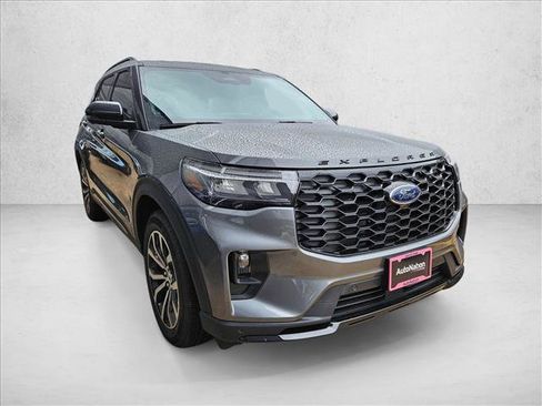 New 2026 Ford Explorer ST-Line w/ Premium Package image 7