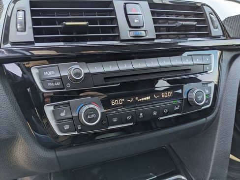 Used 2018 BMW M3 image 25