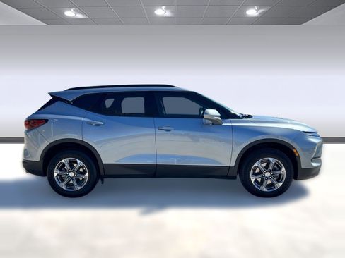 Certified 2023 Chevrolet Blazer LT w/ Convenience Package image 8