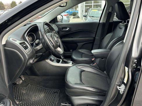 Used 2018 Jeep Compass Latitude w/ Safe & Security Group image 11