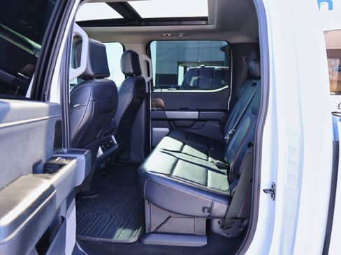 Used 2024 Ford F250 Lariat w/ Sport Appearance Package image 18