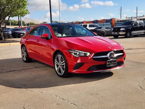 Used 2020 Mercedes-Benz CLA 250 image 4