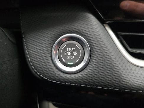 New 2026 Chevrolet Equinox LT w/ Safety and Technology Package FWD image 17